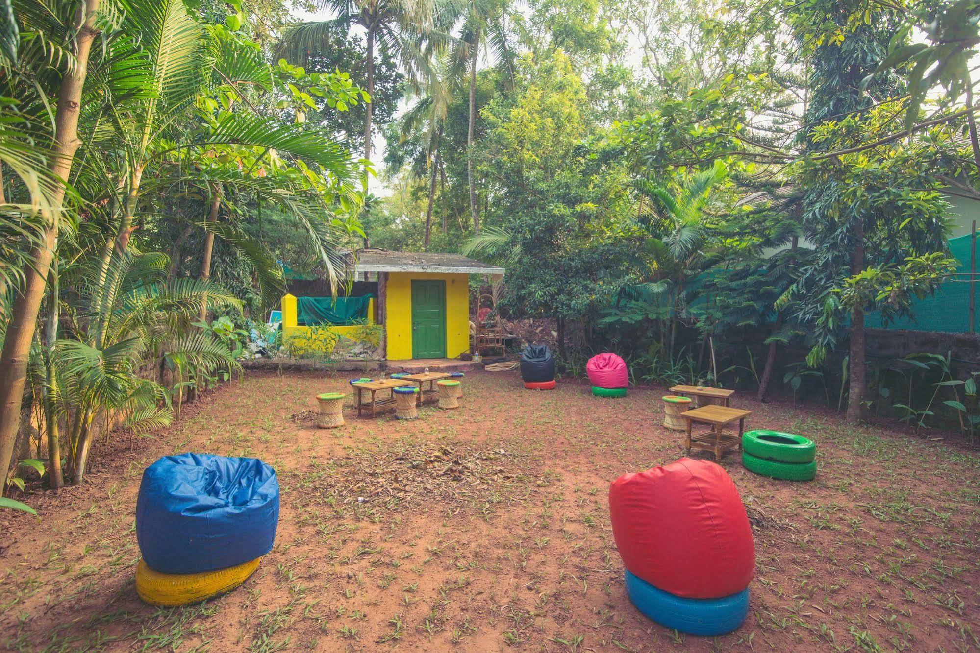Anjuna By Roadhouse Hostels Goa Exterior photo